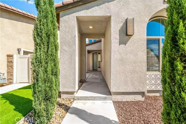 Murrieta, CA 92563,30924 Falling Star PL