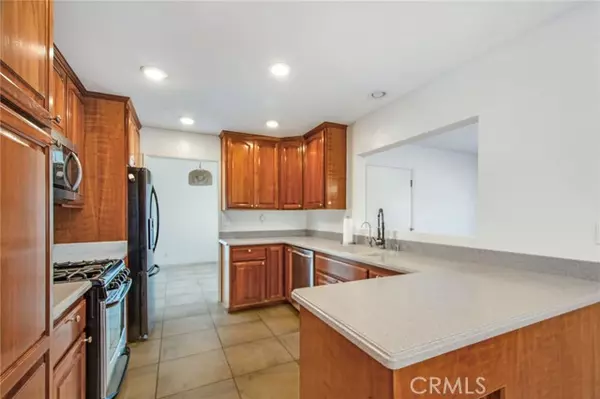 Santa Ana, CA 92704,2718 S Griset PL