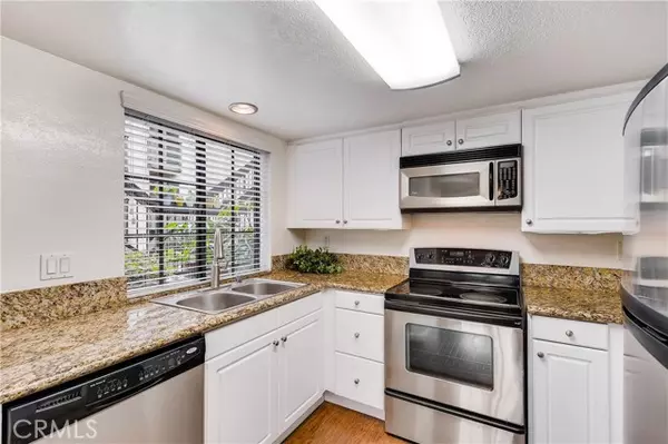 Laguna Hills, CA 92653,25511 Indian Hill LN A