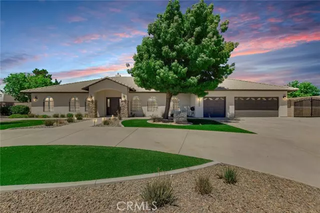 6980 Oak View CT, Oak Hills, CA 92344