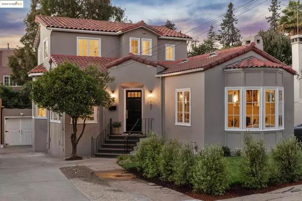 101 Palm Dr, Piedmont, CA 94610