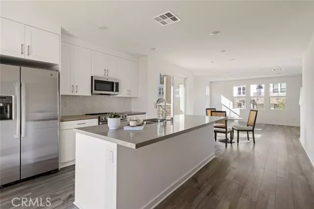 9831 La Serna DR 1, Whittier, CA 90605
