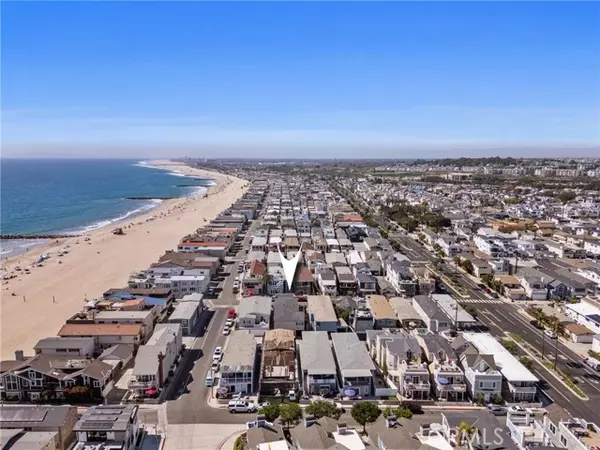 Newport Beach, CA 92663,112 34th ST