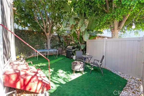 Los Angeles, CA 90026,3432 Larissa DR