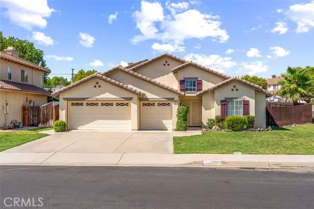 42125 Thoroughbred LN, Murrieta, CA 92562