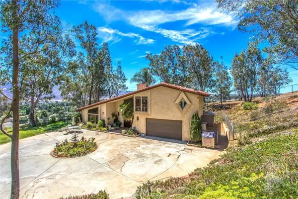 Banning, CA 92220,435 W Indian School LN