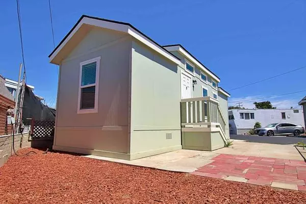 Chula Vista, CA 91910,708 H. St 31