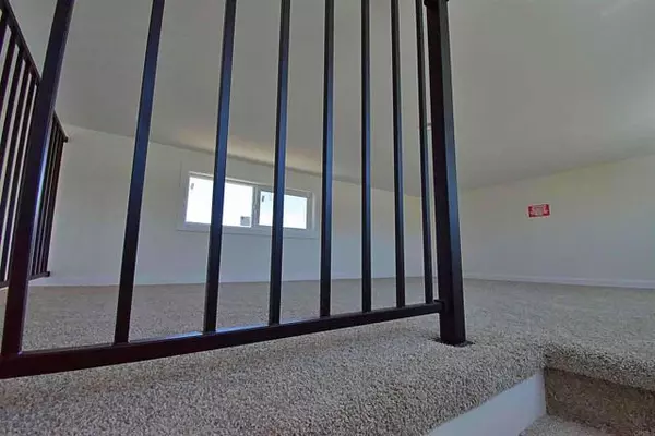 Chula Vista, CA 91910,708 H ST 35