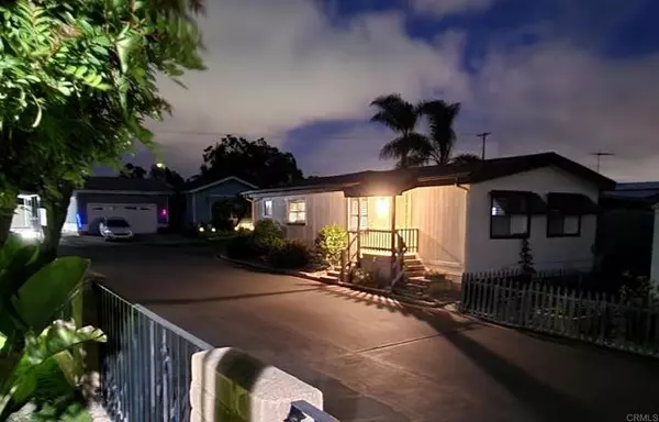 Vista, CA 92083,1333 OLIVE AVE 37