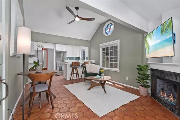 Laguna Beach, CA 92651,1595 Arroyo DR