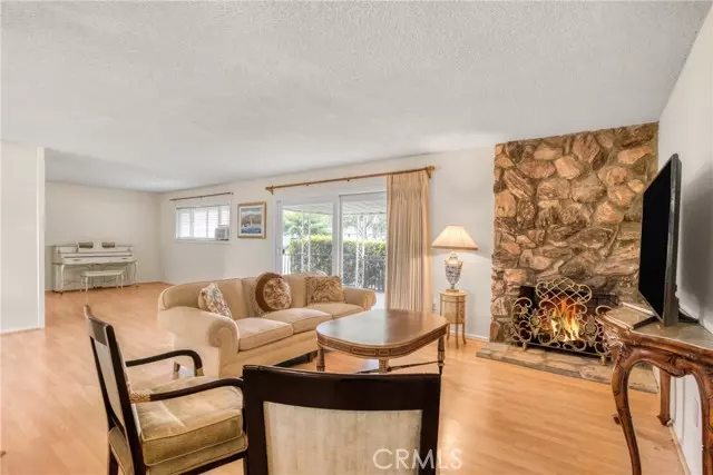 Torrance, CA 90505,22641 Nadine CIR 206