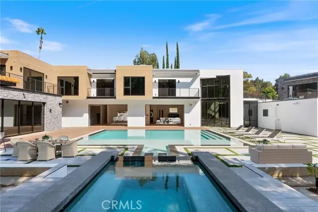 4653 Vanalden AVE, Tarzana, CA 91356