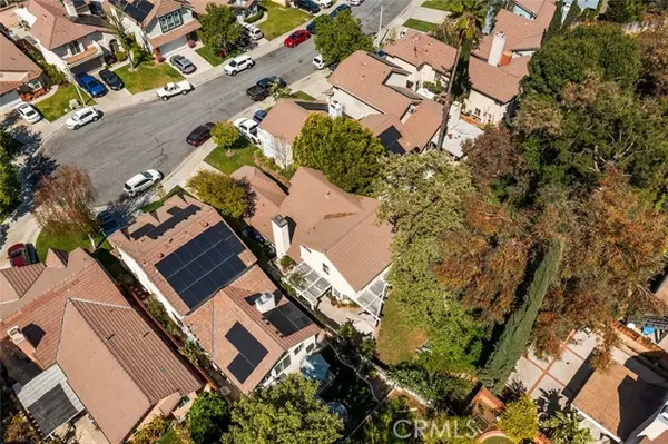 19852 Pandy CT, Canyon Country, CA 91351