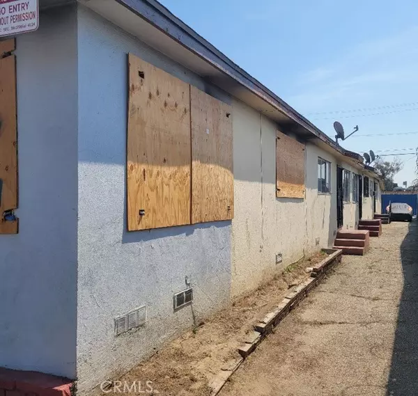 Los Angeles, CA 90003,9618 S Figueroa ST