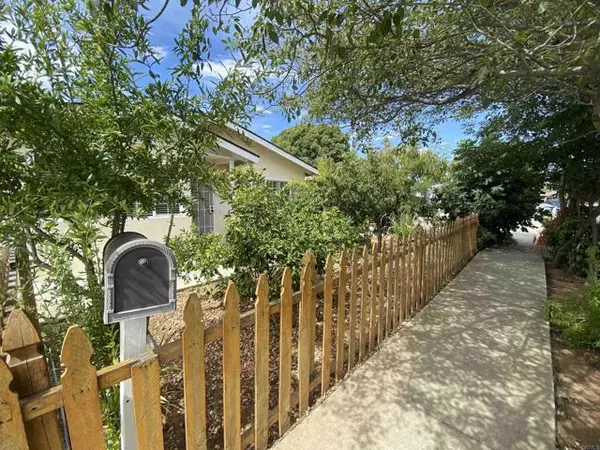 Escondido, CA 92027,1746 Fairdale AVE