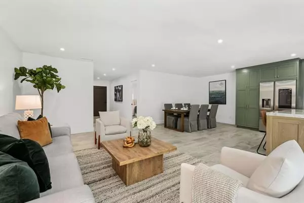 Escondido, CA 92025,2015 Summit DR