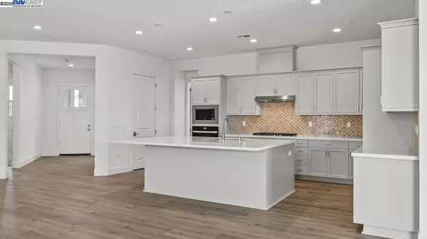 Manteca, CA 95336,732 Conrad CT