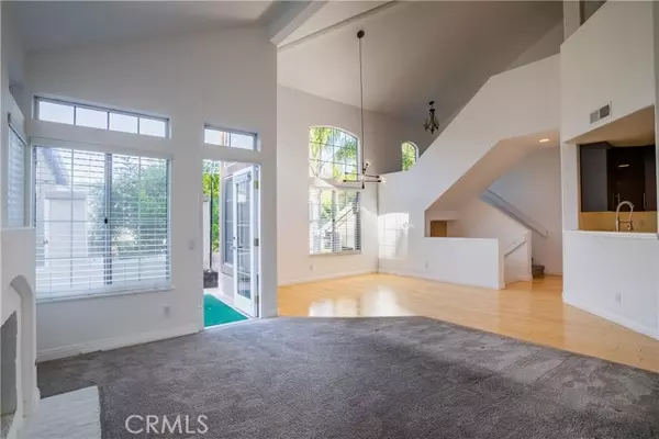 Aliso Viejo, CA 92656,2 Mansera PL