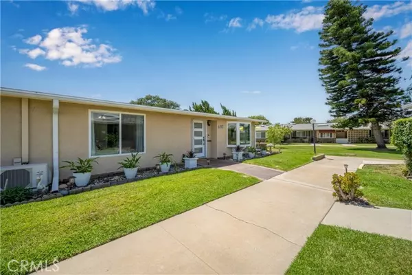 Seal Beach, CA 90740,1360 Pelham RD 69G