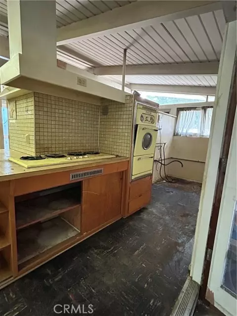 Long Beach, CA 90808,7147 E Lanai ST