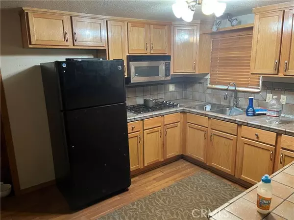 Wrightwood, CA 92397,5865 Elm ST