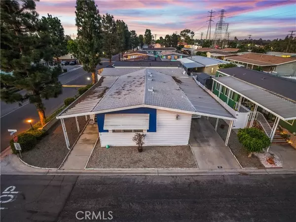 Long Beach, CA 90810,3595 Santa Fe Ave, #33