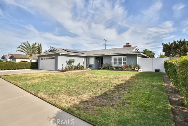 1232 E Vanowen AVE, Orange, CA 92867