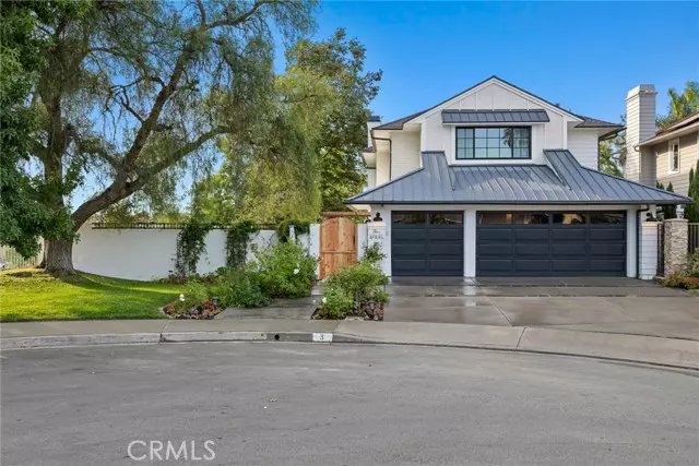 3 Red Rock LN, Laguna Niguel, CA 92677