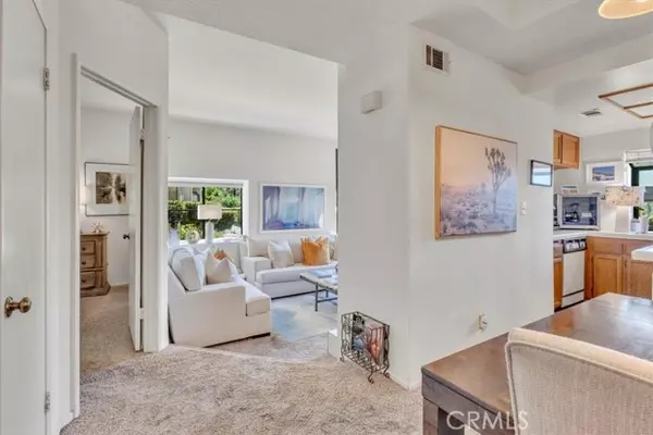 Agoura Hills, CA 91301,5728 Skyview WAY G