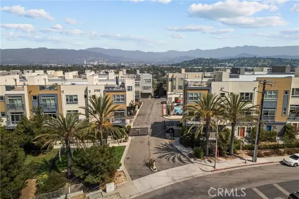 Los Angeles, CA 90039,2753 Waverly DR 705