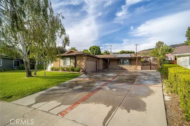 618 Thornhurst AVE, Glendora, CA 91741