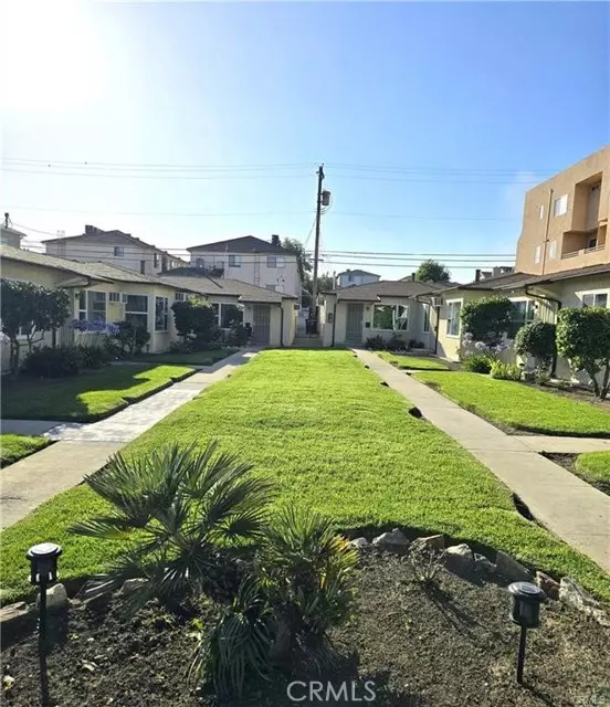 231 E Valencia AVE C, Burbank, CA 91502