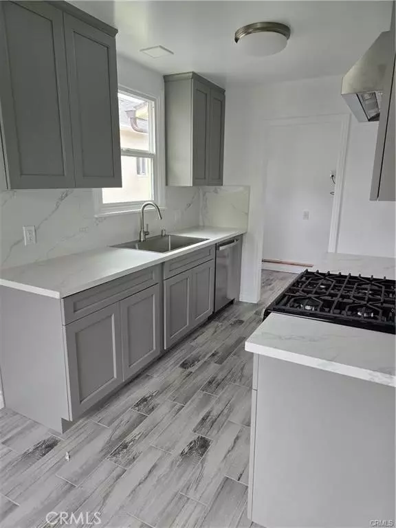 Burbank, CA 91502,231 E Valencia AVE C