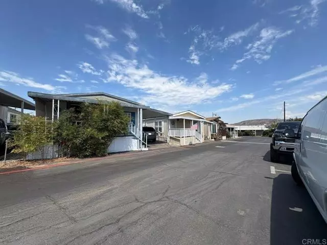 7908 Rancho Fanita Dr 23, Santee, CA 92071