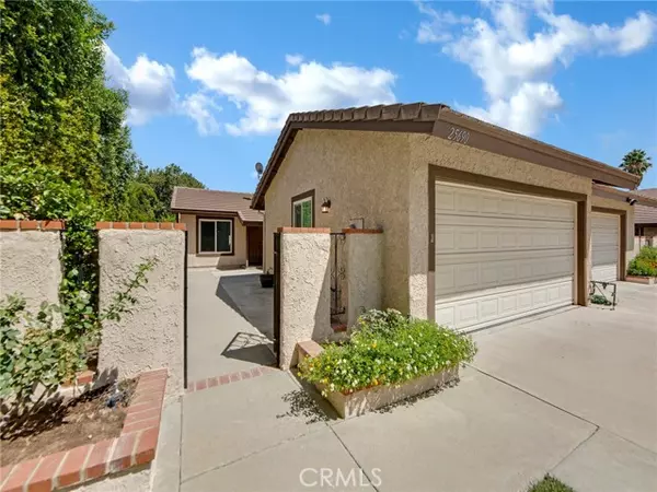 Valencia, CA 91355,25690 Neblina CT