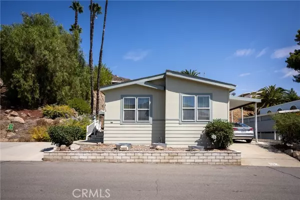 Hemet, CA 92545,32600 OLD HWY 74 SPACE 112