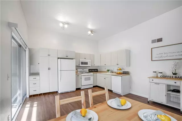 2970 C S Greenville ST, Santa Ana, CA 92704