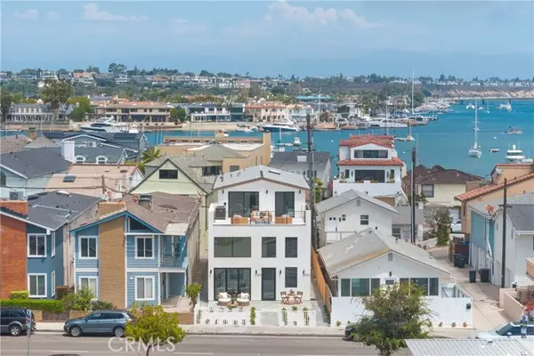 808 W Balboa BLD, Newport Beach, CA 92661