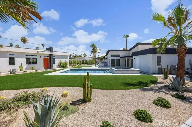 2197 Jacques DR, Palm Springs, CA 92262