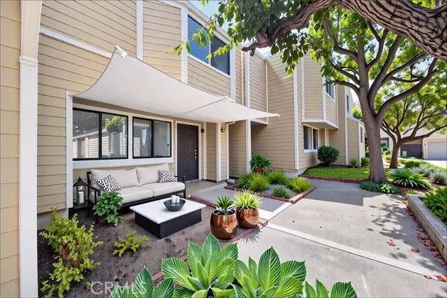 5 Sundance DR, Newport Beach, CA 92663