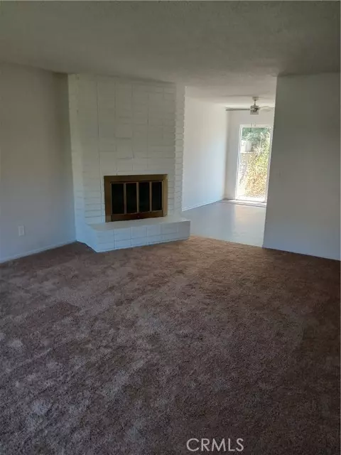 Tustin, CA 92780,453 E 1st ST