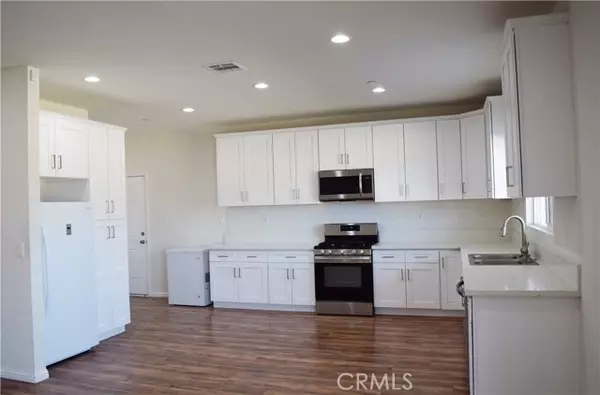 California City, CA 93505,20808 107th ST