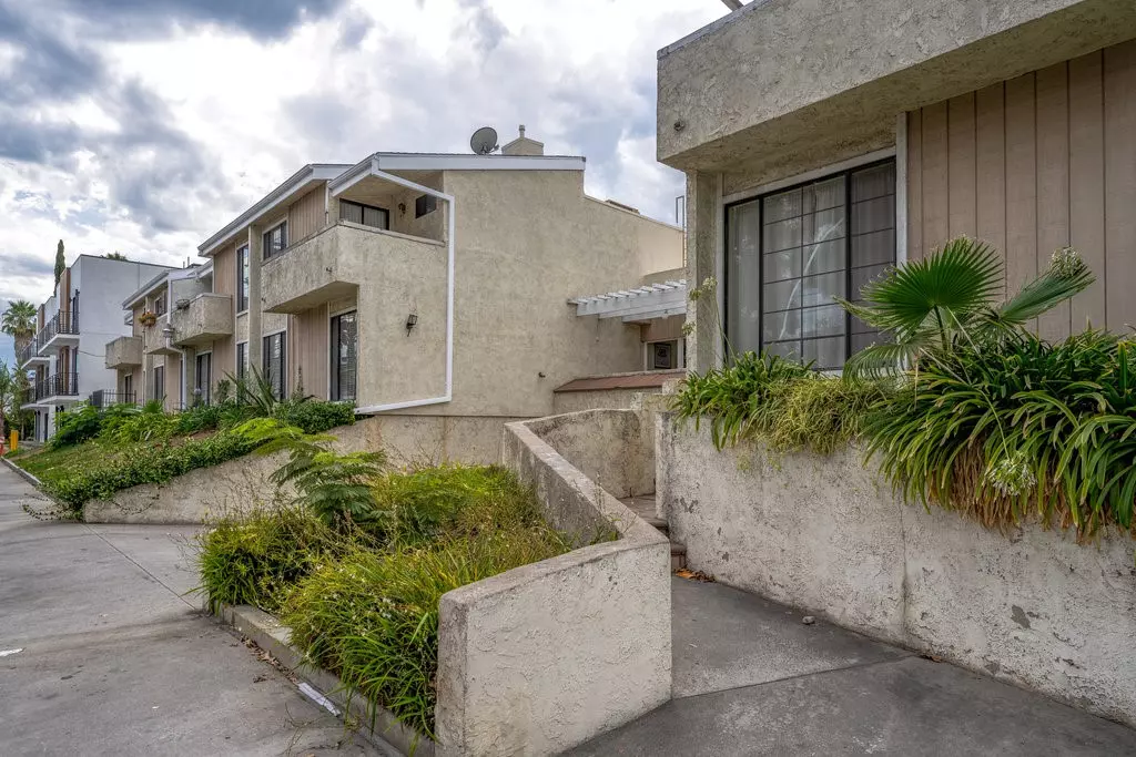 North Hollywood, CA 91606,11834 Gilmore ST 13
