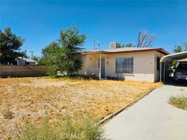 Lancaster, CA 93534,925 W Oldfield ST