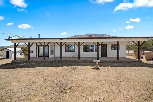 7950 Di Francesco ST, Apple Valley, CA 92308