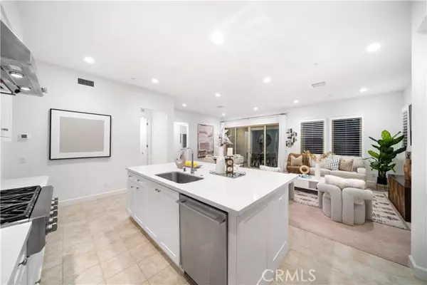 Irvine, CA 92602,138 Jayhawk