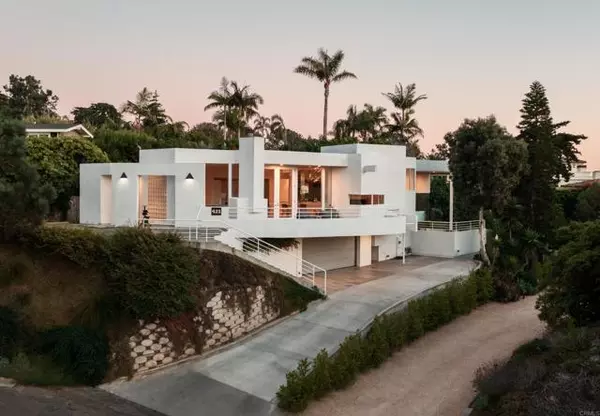 421 Serpentine DR, Del Mar, CA 92014