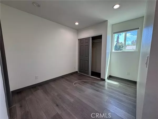 Sylmar, CA 91342,13302 Beaver ST