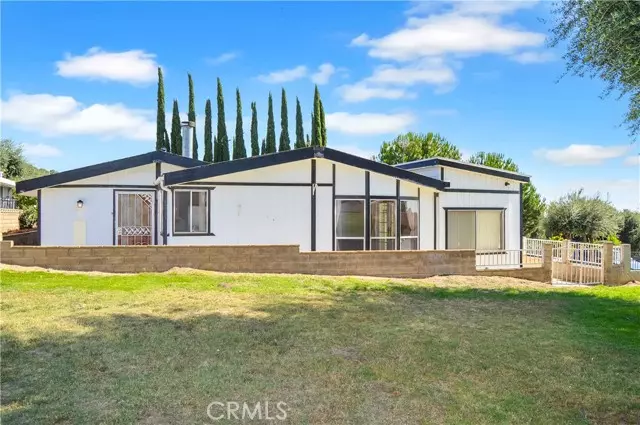 10765 Chisholm TRL, Cherry Valley, CA 92223