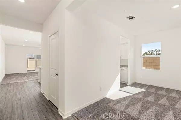 Indio, CA 92201,42489 Aruba CT